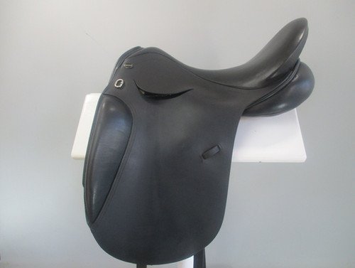 Defiance Force Dressage Saddle 17.5" MW