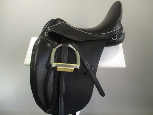 Loxley Dressage Saddle 17.5" W