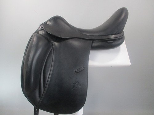 Prestige X D2K Dressage Saddle 18" MW