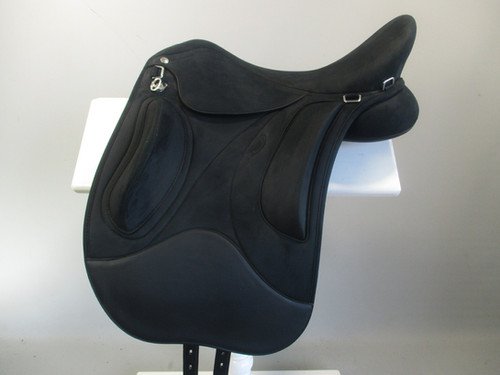 Wintec Pro Endurance Saddle 17"